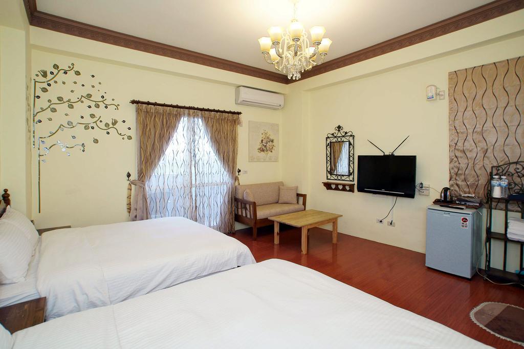 Rose Rider Guesthouse T'ai-tung Esterno foto
